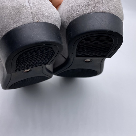 Clark's Women's Suede Darcey Ease Slip On Flats Loafers Size 8.5 - Picture 4 of 7